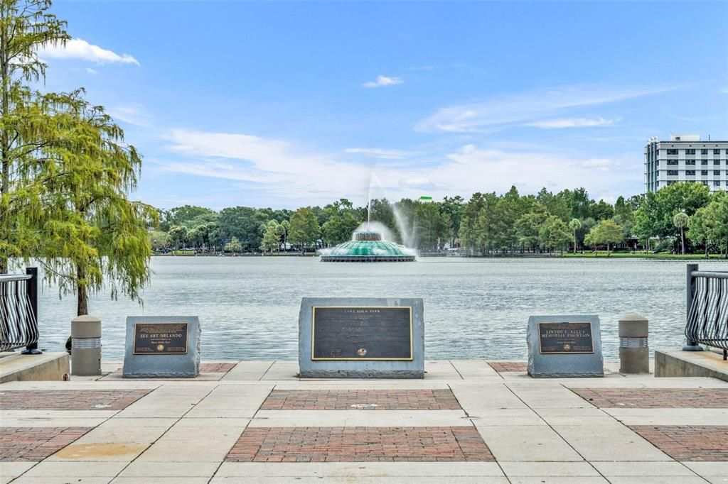 For Sale: $249,900 (1 beds, 1 baths, 771 Square Feet)