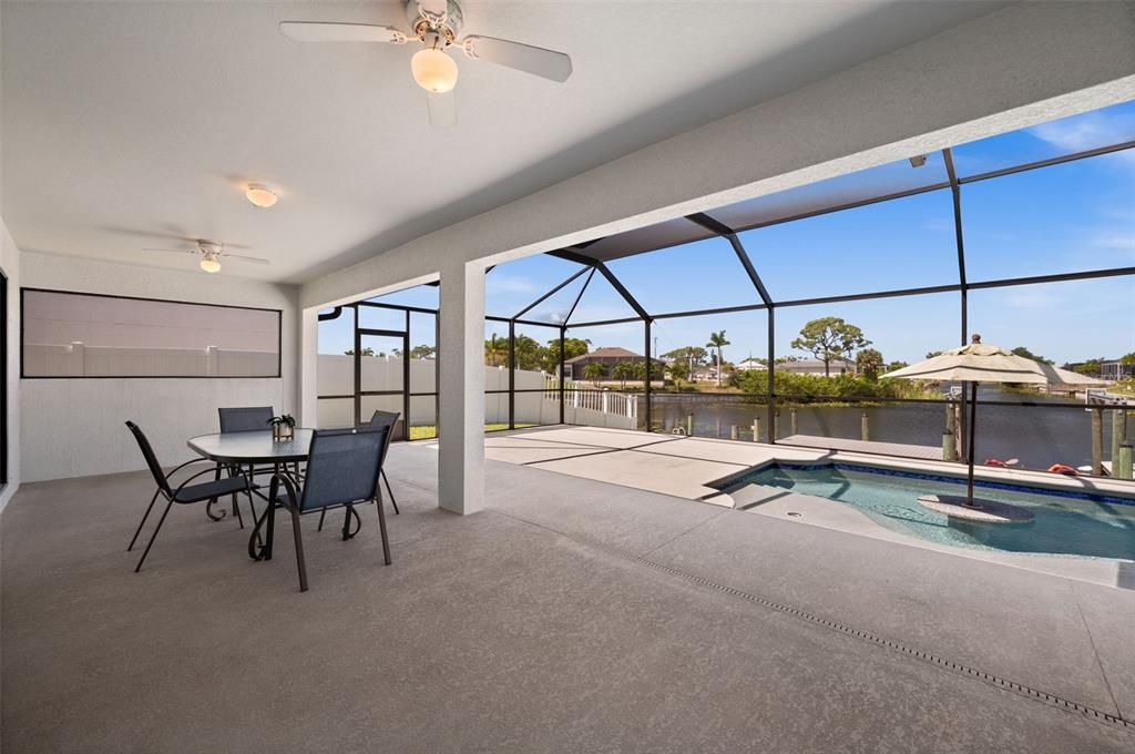 Active With Contract: $525,000 (4 beds, 2 baths, 1718 Square Feet)