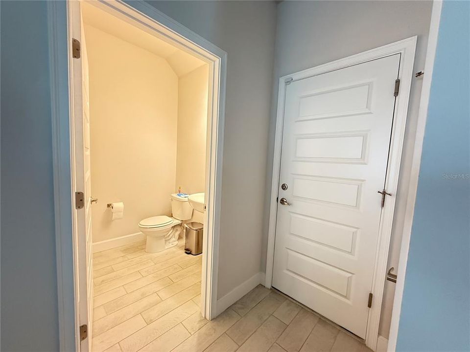 В аренду: $2,600 (4 спален, 2 ванн, 2181 Квадратных фут)