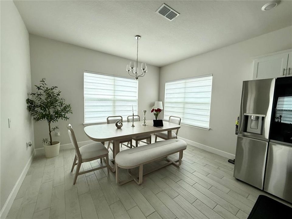 For Rent: $2,600 (4 beds, 2 baths, 2181 Square Feet)