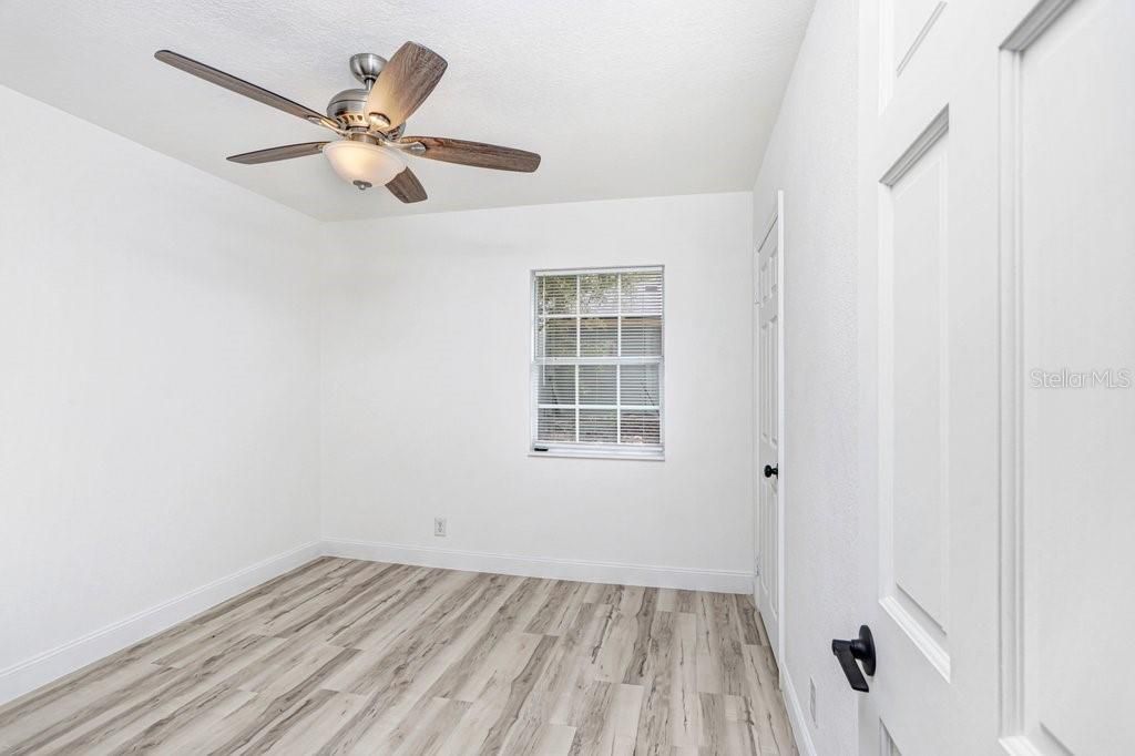 Activo con contrato: $335,000 (3 camas, 2 baños, 1309 Pies cuadrados)