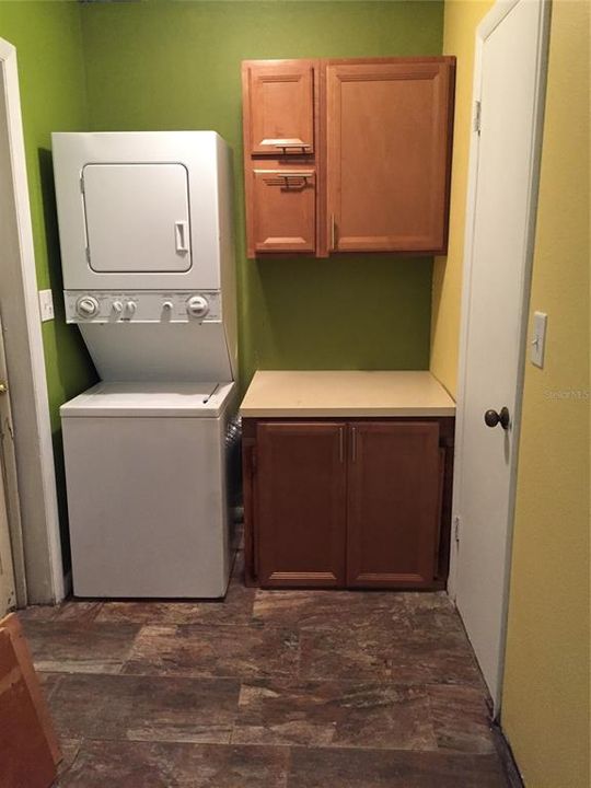 For Sale: $239,000 (3 beds, 2 baths, 1806 Square Feet)