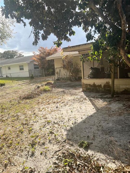 For Sale: $239,000 (3 beds, 2 baths, 1806 Square Feet)