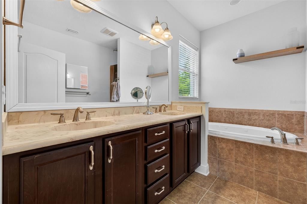 For Rent: $5,000 (4 beds, 3 baths, 2252 Square Feet)