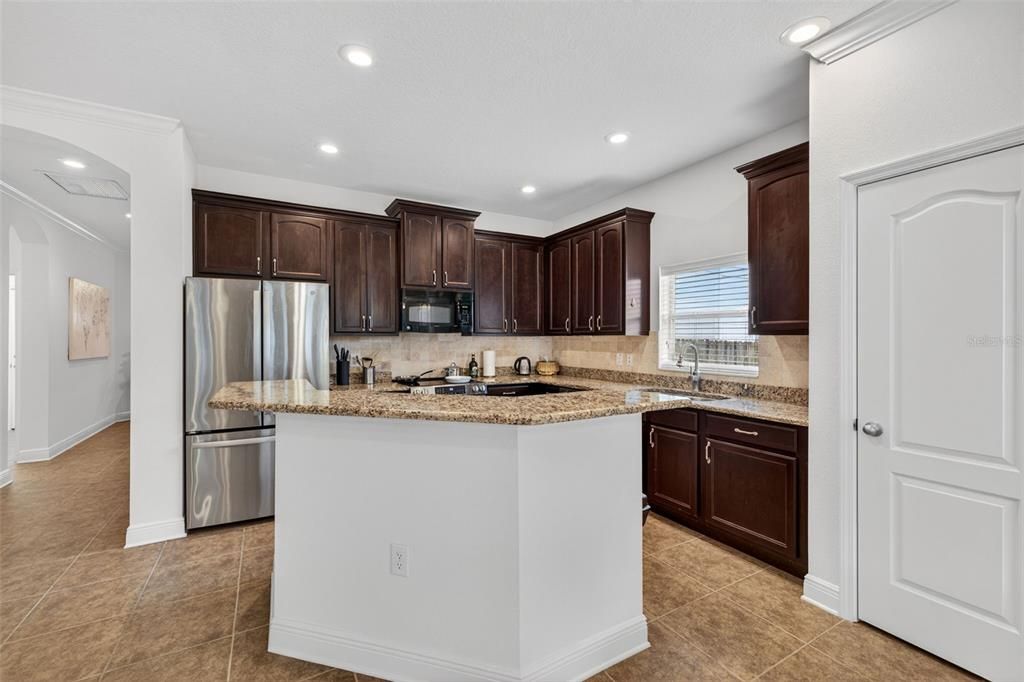 For Rent: $5,000 (4 beds, 3 baths, 2252 Square Feet)