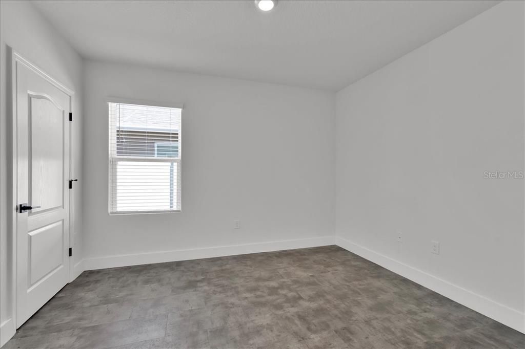 Active With Contract: $2,250 (3 beds, 2 baths, 1620 Square Feet)