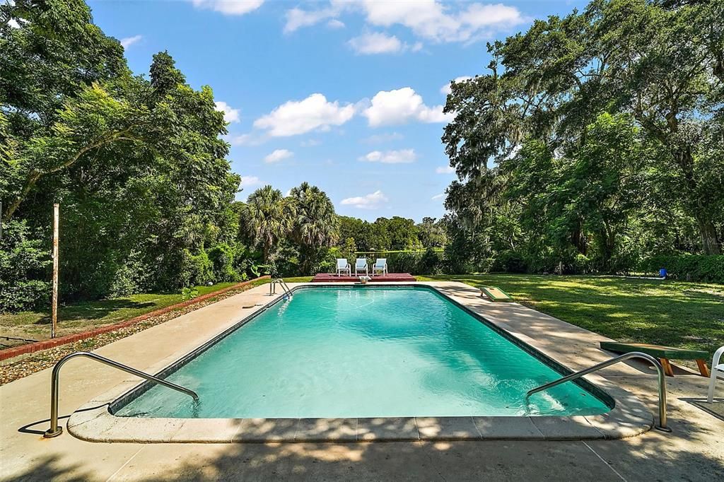 For Sale: $699,900 (4 beds, 3 baths, 2878 Square Feet)