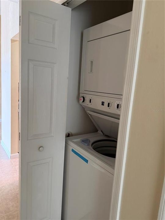 В аренду: $1,450 (2 спален, 2 ванн, 800 Квадратных фут)