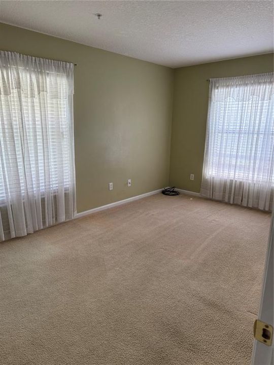 В аренду: $1,450 (2 спален, 2 ванн, 800 Квадратных фут)