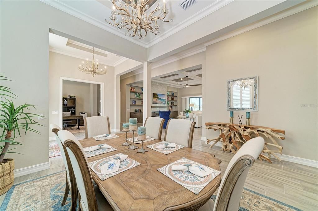 Activo con contrato: $1,750,000 (3 camas, 3 baños, 3724 Pies cuadrados)