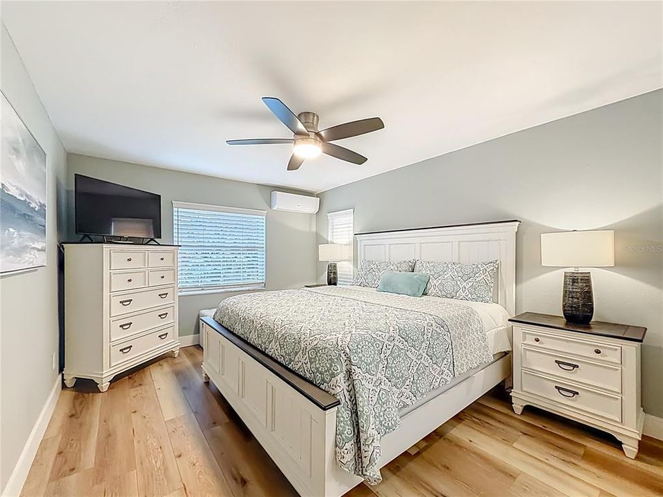 Active With Contract: $649,000 (3 beds, 2 baths, 1992 Square Feet)