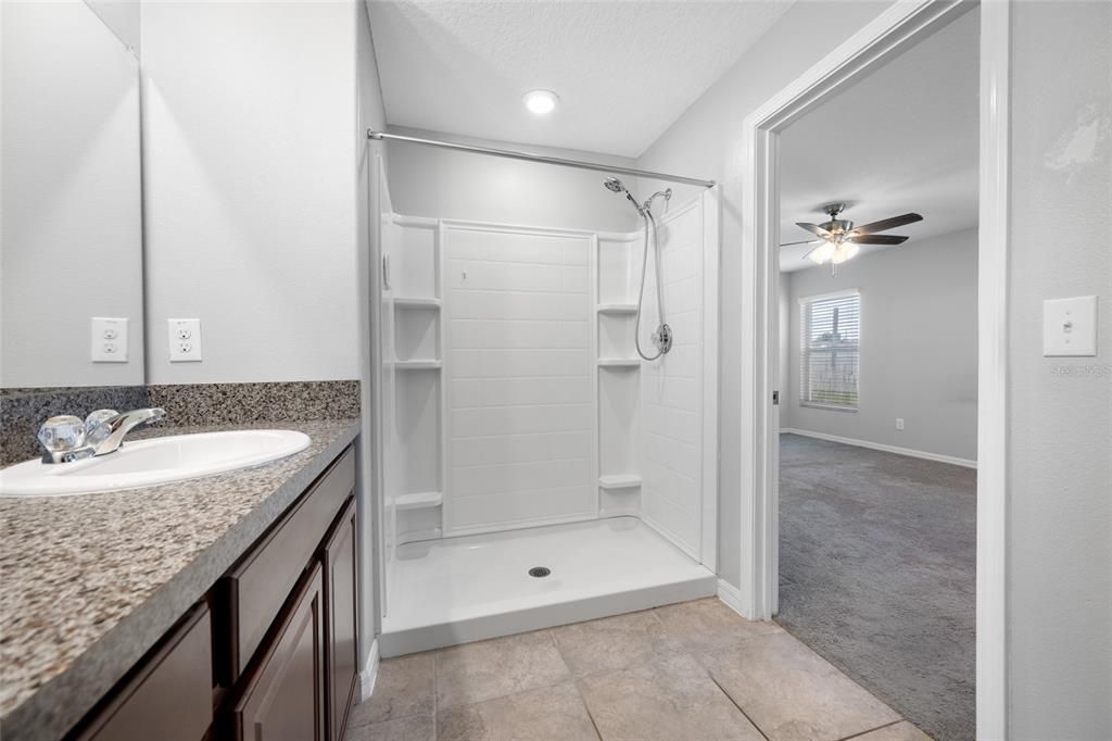 Active With Contract: $300,000 (4 beds, 2 baths, 1810 Square Feet)