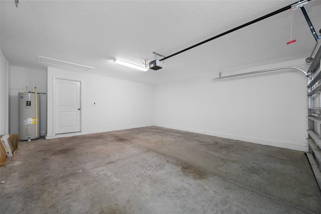 Active With Contract: $300,000 (4 beds, 2 baths, 1810 Square Feet)