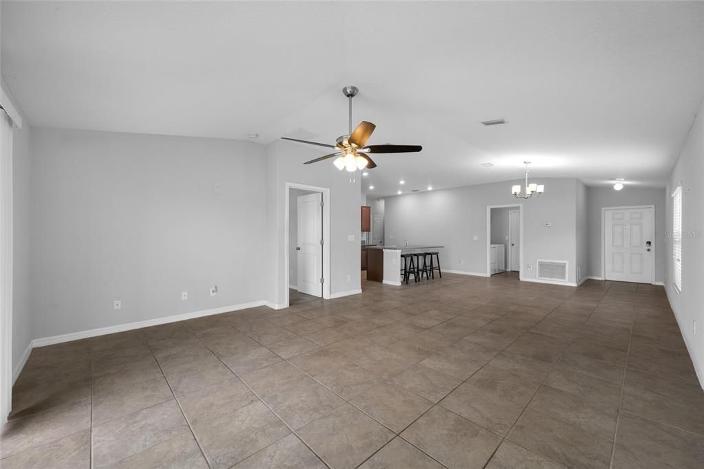 Active With Contract: $300,000 (4 beds, 2 baths, 1810 Square Feet)