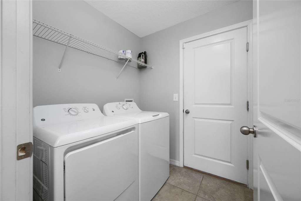 Active With Contract: $300,000 (4 beds, 2 baths, 1810 Square Feet)