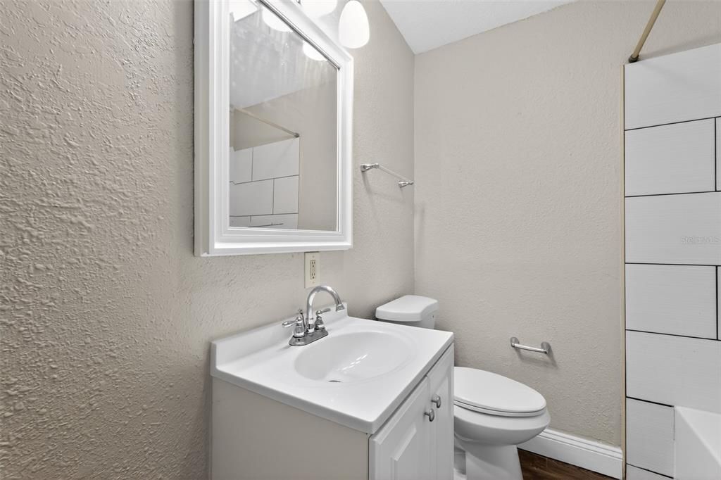 На продажу: $239,900 (3 спален, 1 ванн, 1656 Квадратных фут)