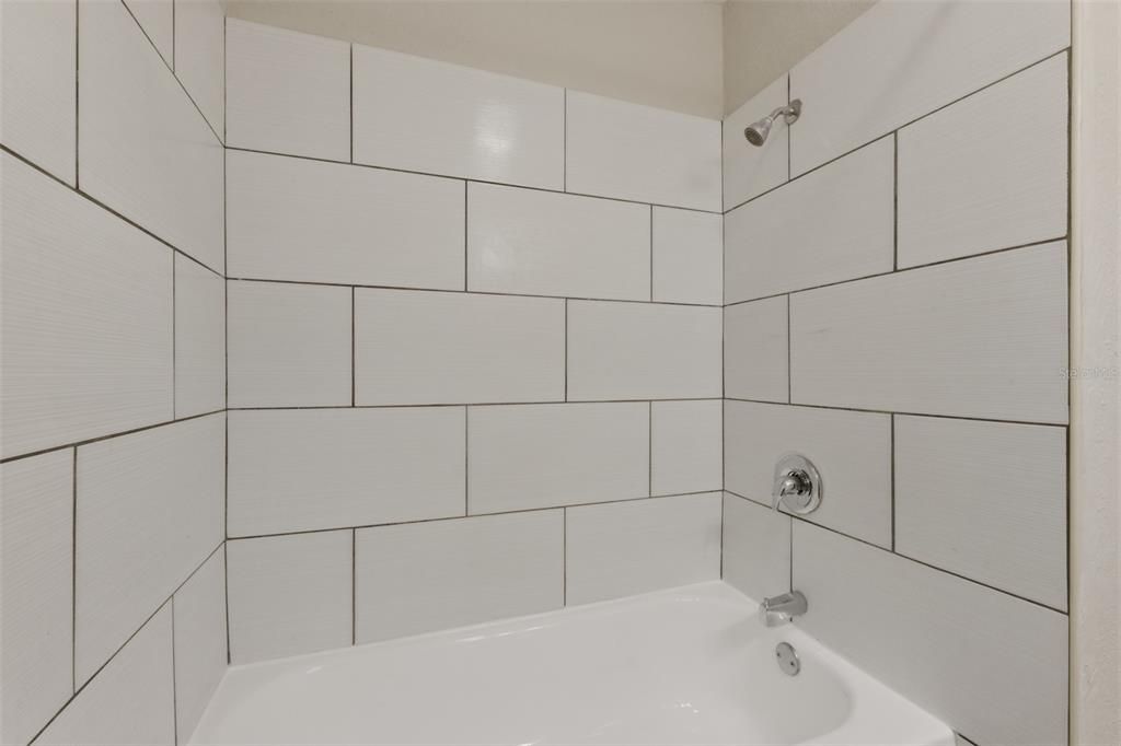 На продажу: $239,900 (3 спален, 1 ванн, 1656 Квадратных фут)