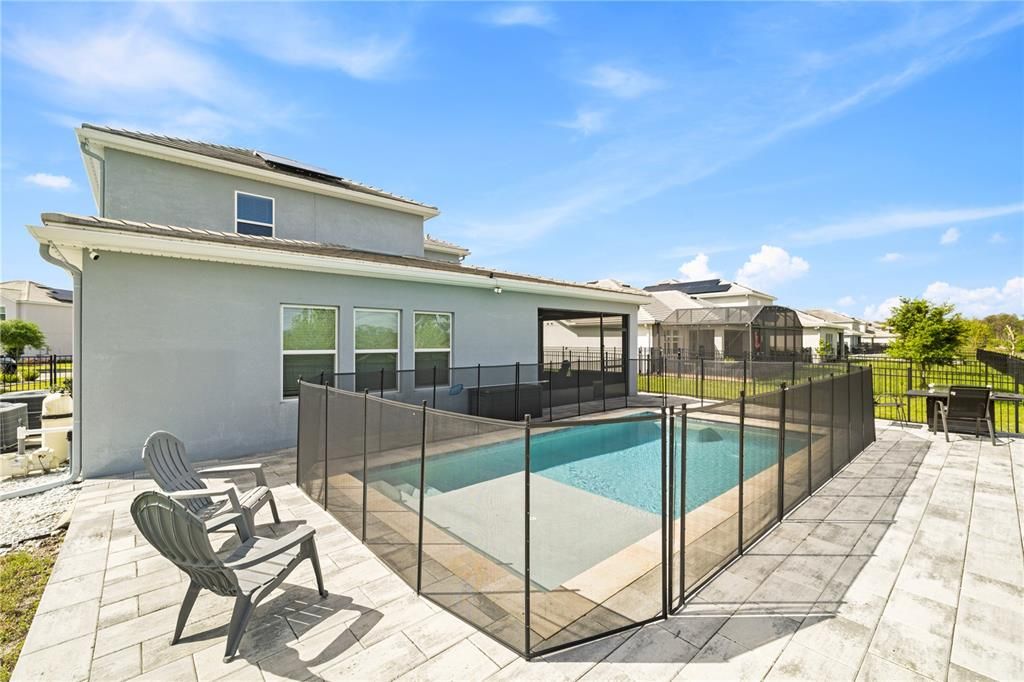 Active With Contract: $780,000 (5 beds, 3 baths, 3931 Square Feet)
