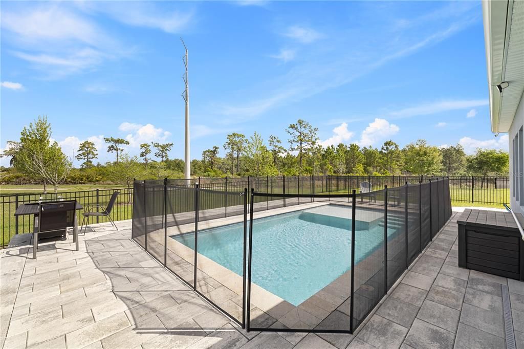 Active With Contract: $780,000 (5 beds, 3 baths, 3931 Square Feet)