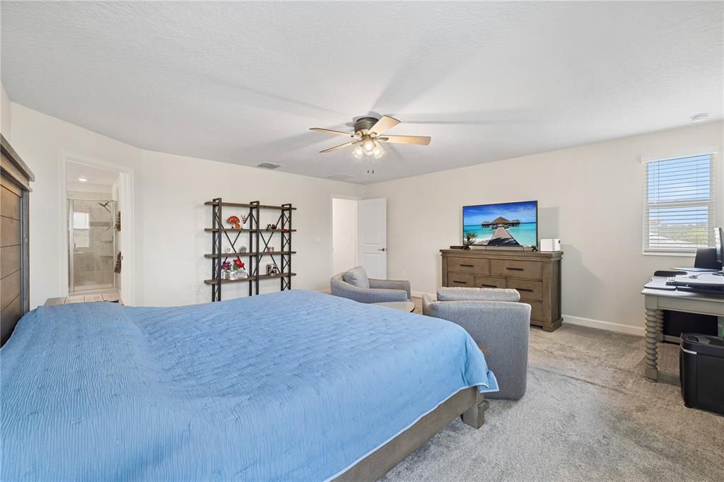 Active With Contract: $780,000 (5 beds, 3 baths, 3931 Square Feet)