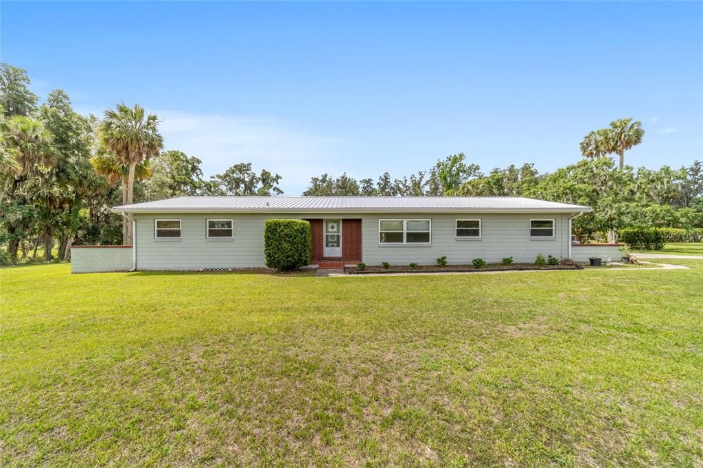 For Rent: $2,250 (3 beds, 2 baths, 1771 Square Feet)