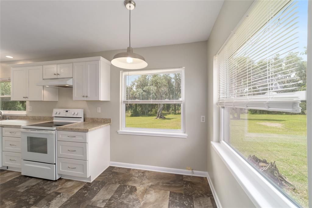 For Rent: $2,250 (3 beds, 2 baths, 1771 Square Feet)