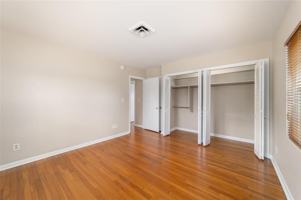 For Rent: $2,250 (3 beds, 2 baths, 1771 Square Feet)