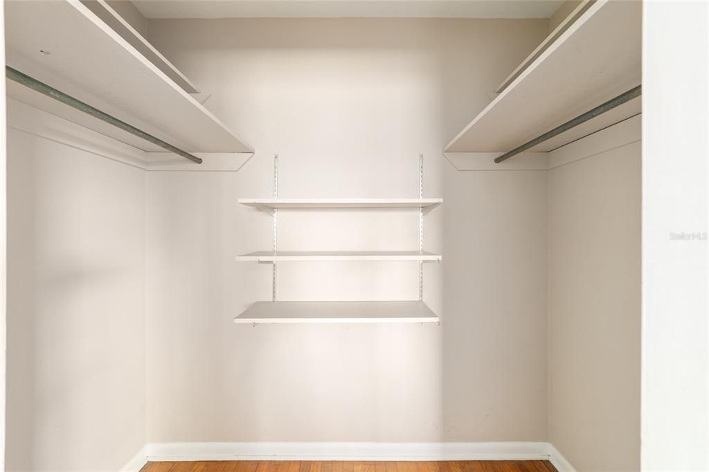 For Rent: $2,250 (3 beds, 2 baths, 1771 Square Feet)