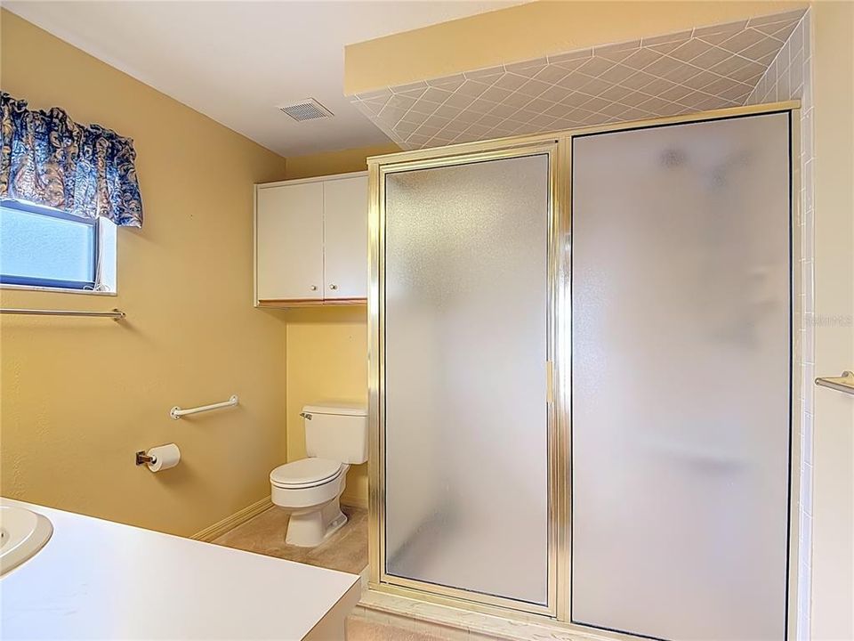 En Venta: $469,900 (3 camas, 2 baños, 2247 Pies cuadrados)
