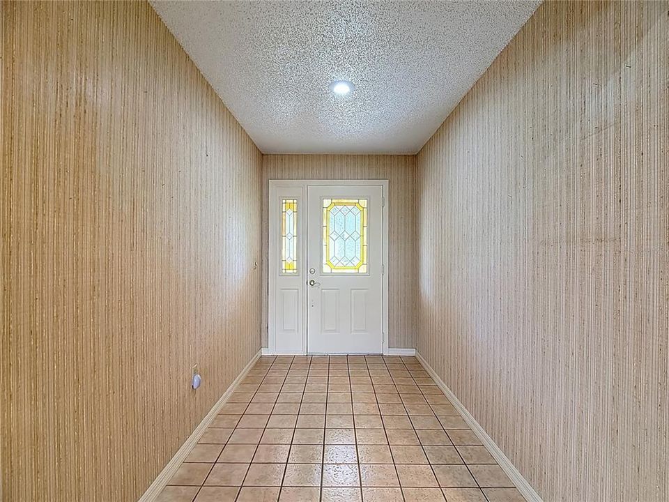 En Venta: $469,900 (3 camas, 2 baños, 2247 Pies cuadrados)
