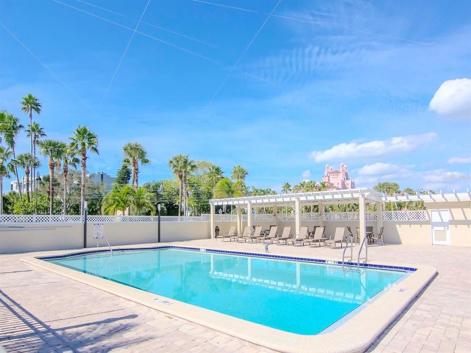 For Rent: $7,000 (3 beds, 2 baths, 1345 Square Feet)