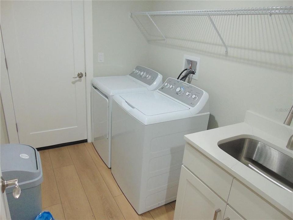 В аренду: $2,995 (3 спален, 2 ванн, 1600 Квадратных фут)