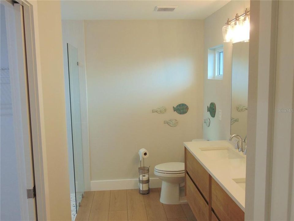 В аренду: $2,995 (3 спален, 2 ванн, 1600 Квадратных фут)