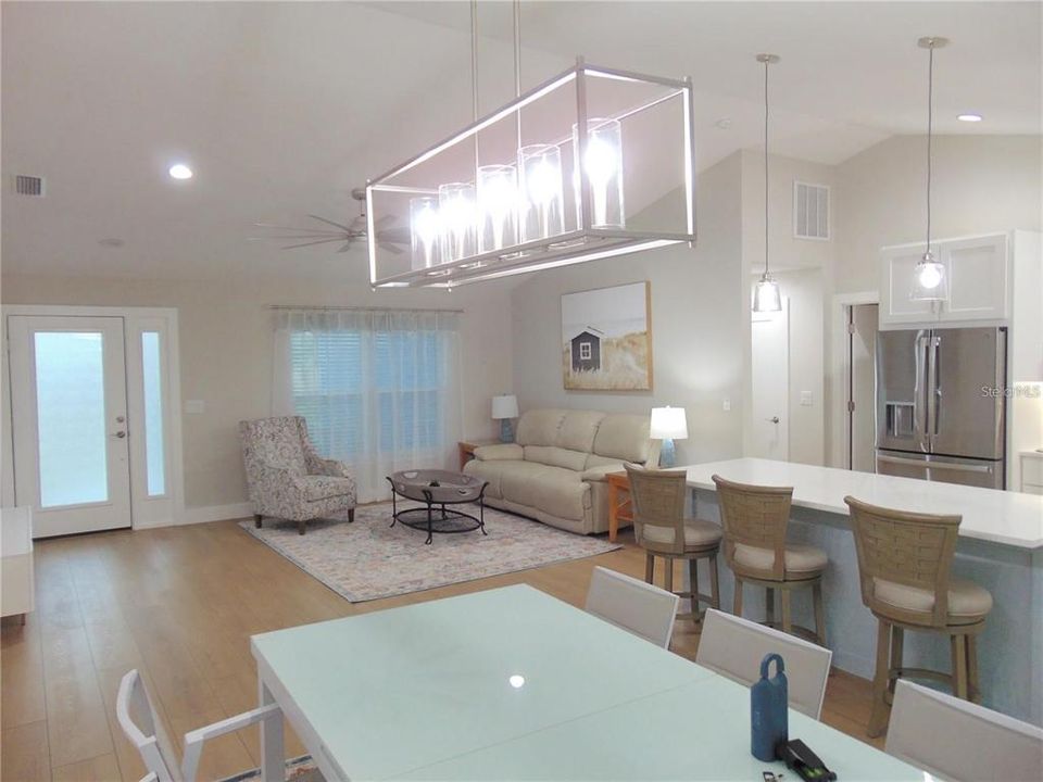 В аренду: $2,995 (3 спален, 2 ванн, 1600 Квадратных фут)