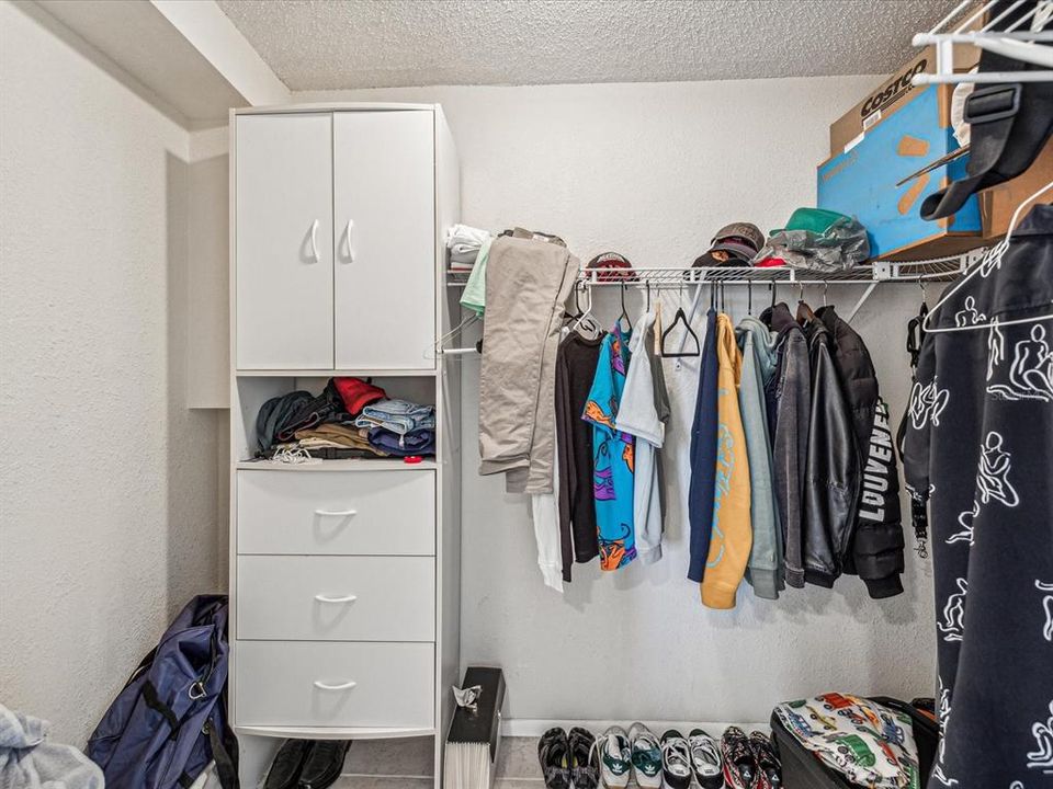 For Rent: $2,500 (2 beds, 2 baths, 1005 Square Feet)