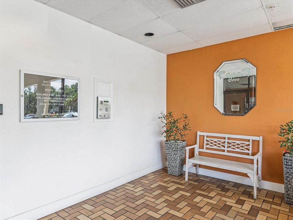 For Rent: $2,500 (2 beds, 2 baths, 1005 Square Feet)
