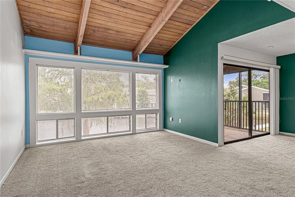 Activo con contrato: $135,000 (2 camas, 2 baños, 1139 Pies cuadrados)