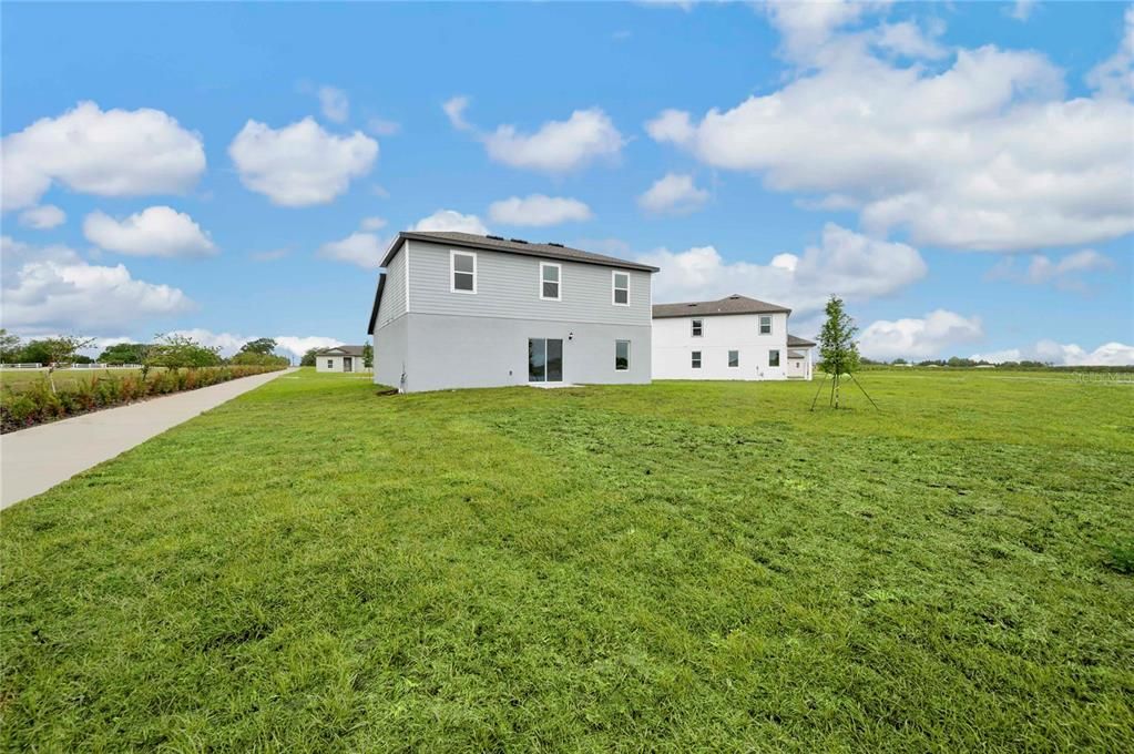 На продажу: $384,900 (4 спален, 2 ванн, 2059 Квадратных фут)