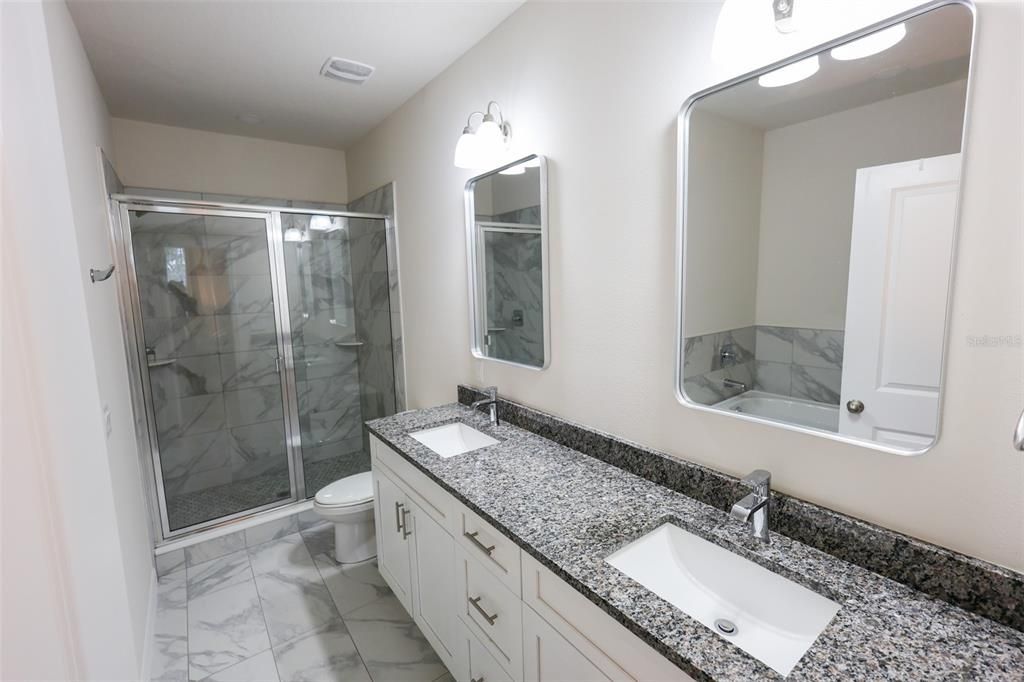 For Sale: $410,000 (3 beds, 2 baths, 1780 Square Feet)