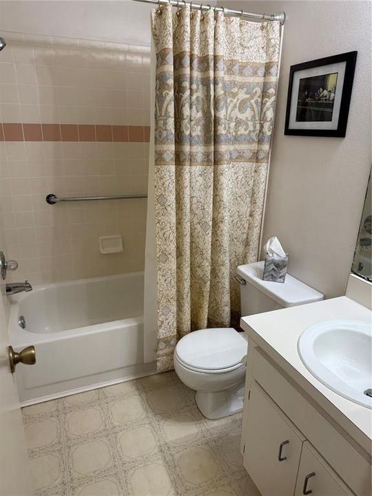 For Sale: $89,900 (0 beds, 1 baths, 480 Square Feet)