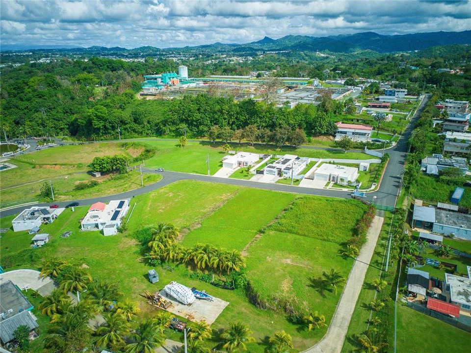 На продажу: $149,000 (0.36 acres)