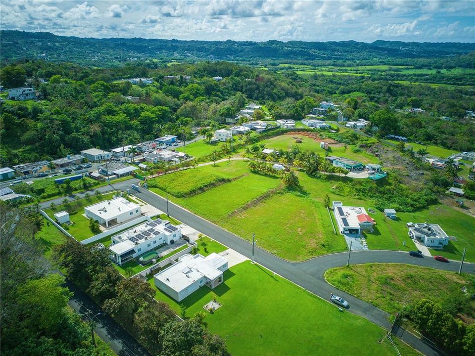 На продажу: $149,000 (0.36 acres)