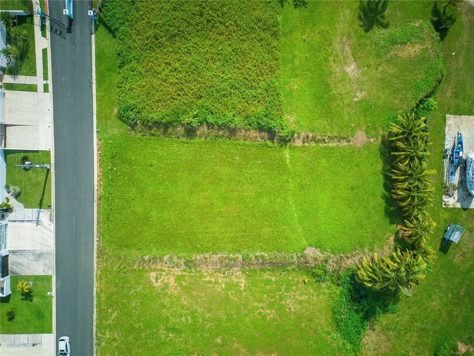 На продажу: $149,000 (0.36 acres)