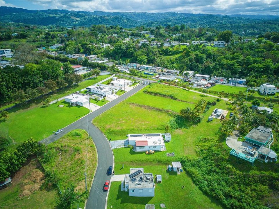 На продажу: $149,000 (0.36 acres)