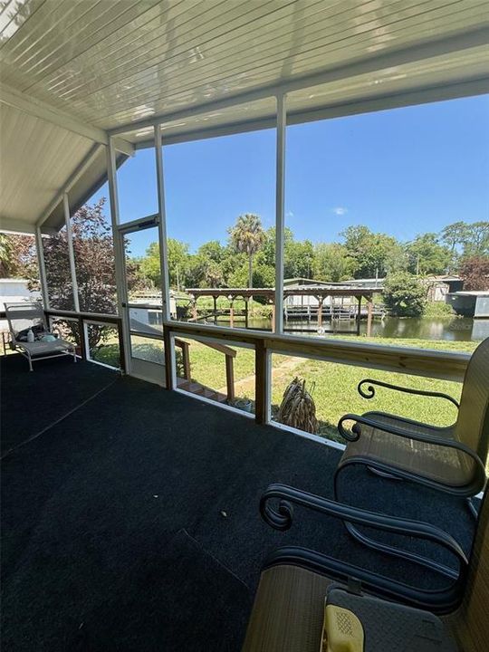 For Sale: $198,000 (2 beds, 2 baths, 1275 Square Feet)