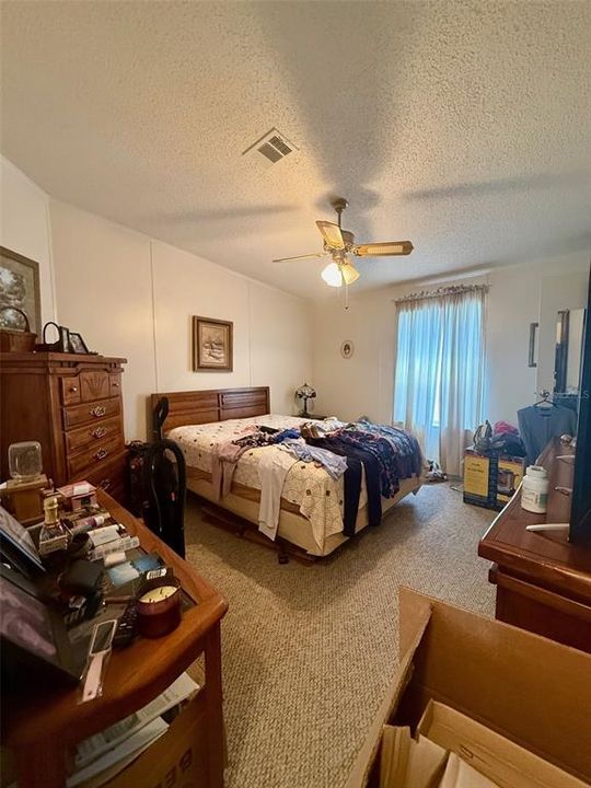 For Sale: $198,000 (2 beds, 2 baths, 1275 Square Feet)