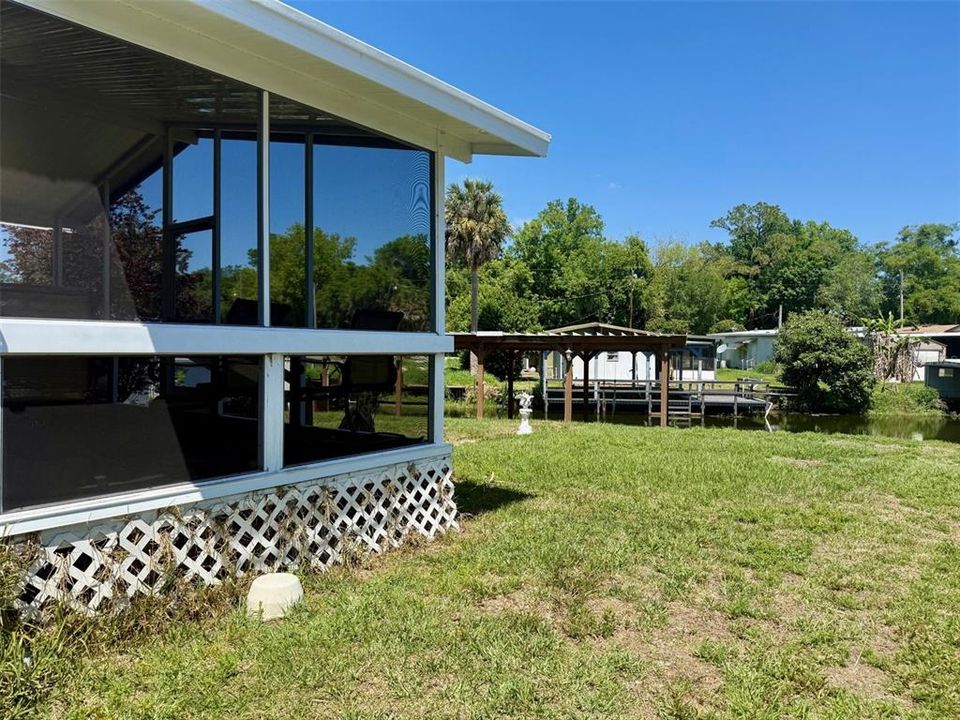 For Sale: $198,000 (2 beds, 2 baths, 1275 Square Feet)