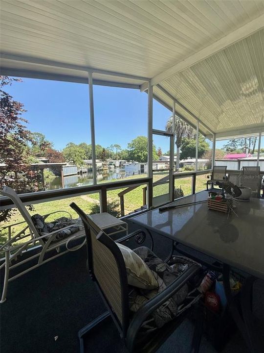 For Sale: $198,000 (2 beds, 2 baths, 1275 Square Feet)