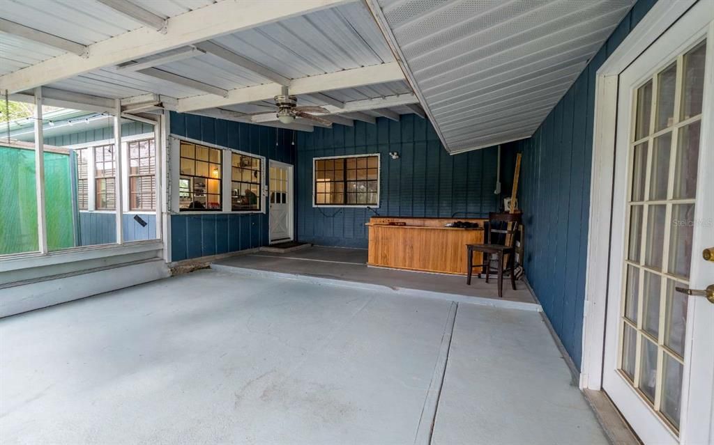 En Venta: $325,000 (3 camas, 3 baños, 2664 Pies cuadrados)