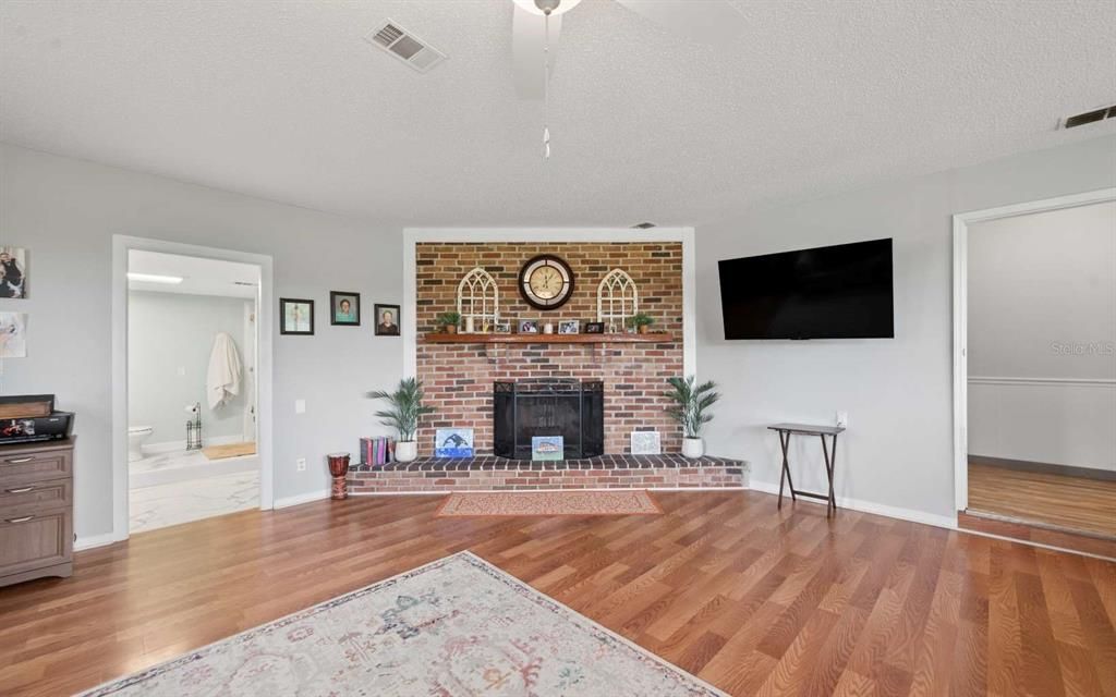 En Venta: $325,000 (3 camas, 3 baños, 2664 Pies cuadrados)